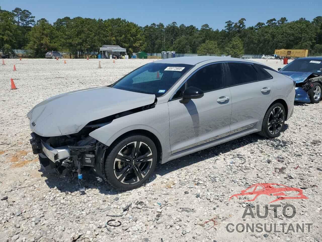 KIA K5 2022 - 5XXG64J20NG131570