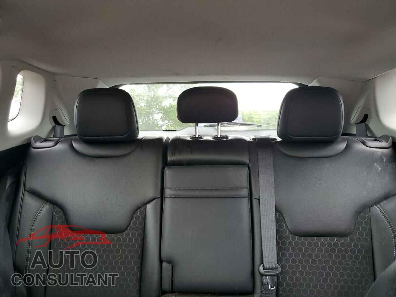 JEEP COMPASS 2018 - 3C4NJDBB8JT402717