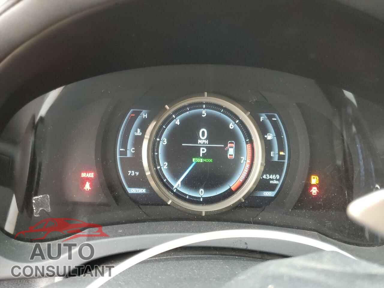 LEXUS IS 2015 - JTHBF1D27F5045780