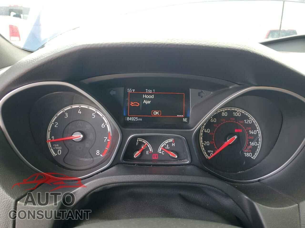 FORD FOCUS 2017 - 1FADP3L99HL229222