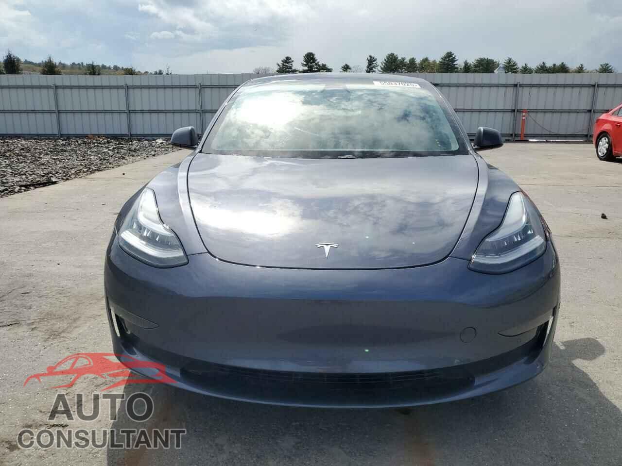 TESLA MODEL 3 2021 - 5YJ3E1EB1MF850239