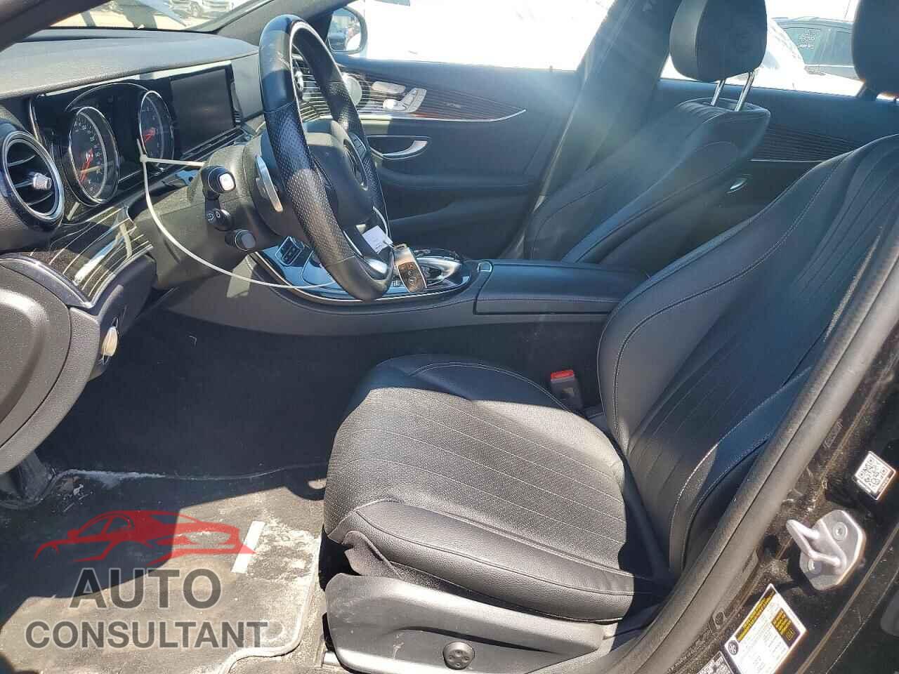 MERCEDES-BENZ E-CLASS 2018 - WDDZF4KB6JA354294