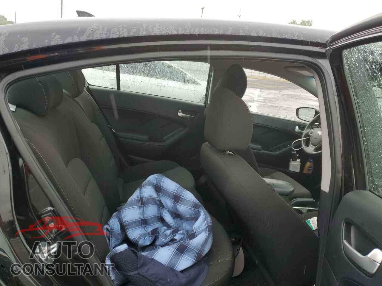 KIA FORTE 2017 - 3KPFK4A75HE037264