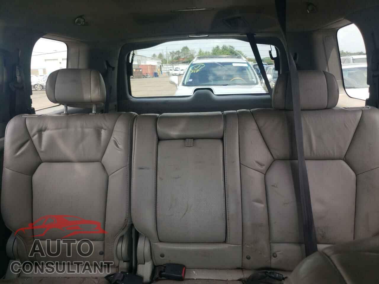 HONDA PILOT 2011 - 5FNYF4H5XBB073597
