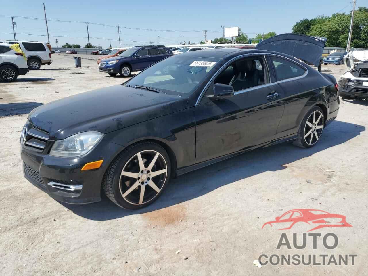 MERCEDES-BENZ C-CLASS 2015 - WDDGJ4HBXFG350105