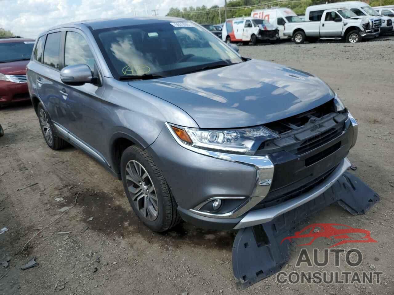 MITSUBISHI OUTLANDER 2018 - JA4AD3A38JZ017428