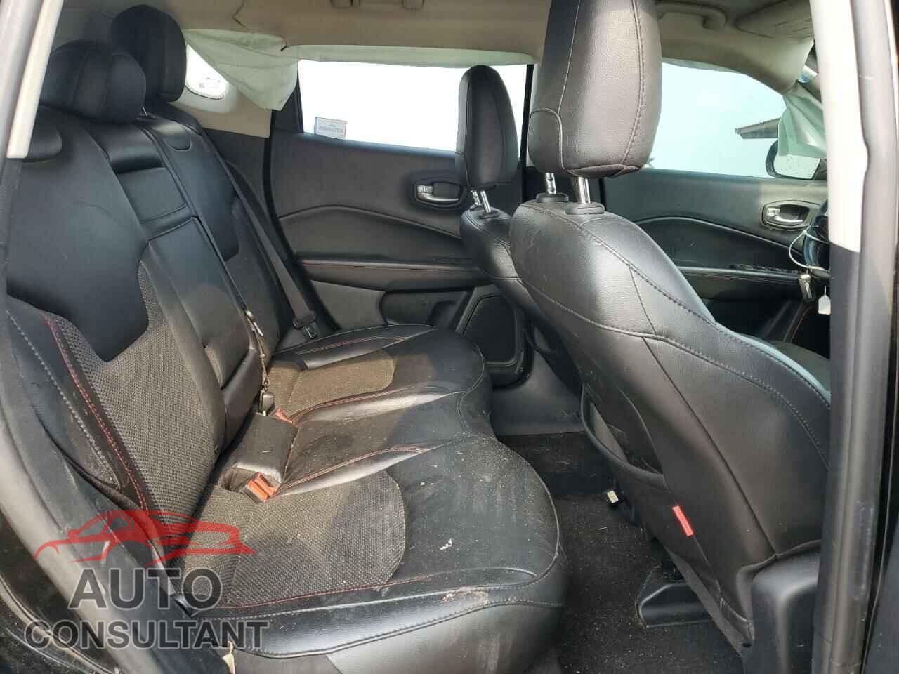 JEEP COMPASS 2020 - 3C4NJDDB9LT123275