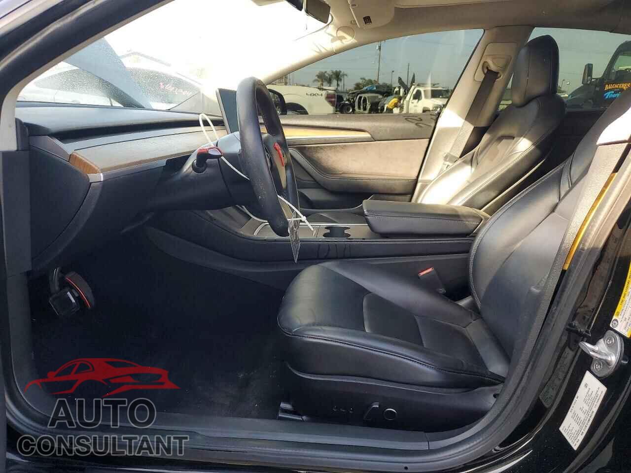 TESLA MODEL 3 2021 - 5YJ3E1EA6MF095905