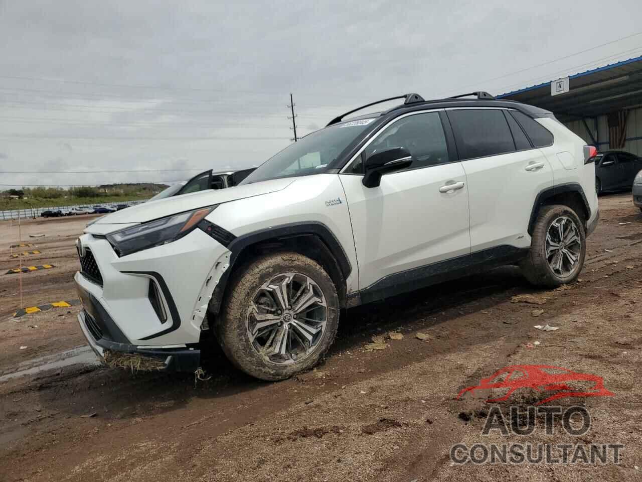 TOYOTA RAV4 2022 - JTMEB3FVXND102880