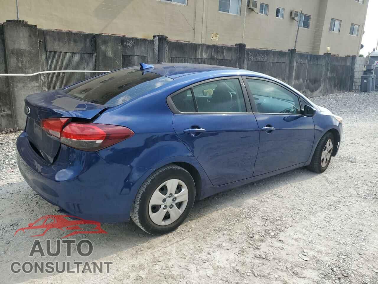 KIA FORTE 2018 - 3KPFL4A79JE261799