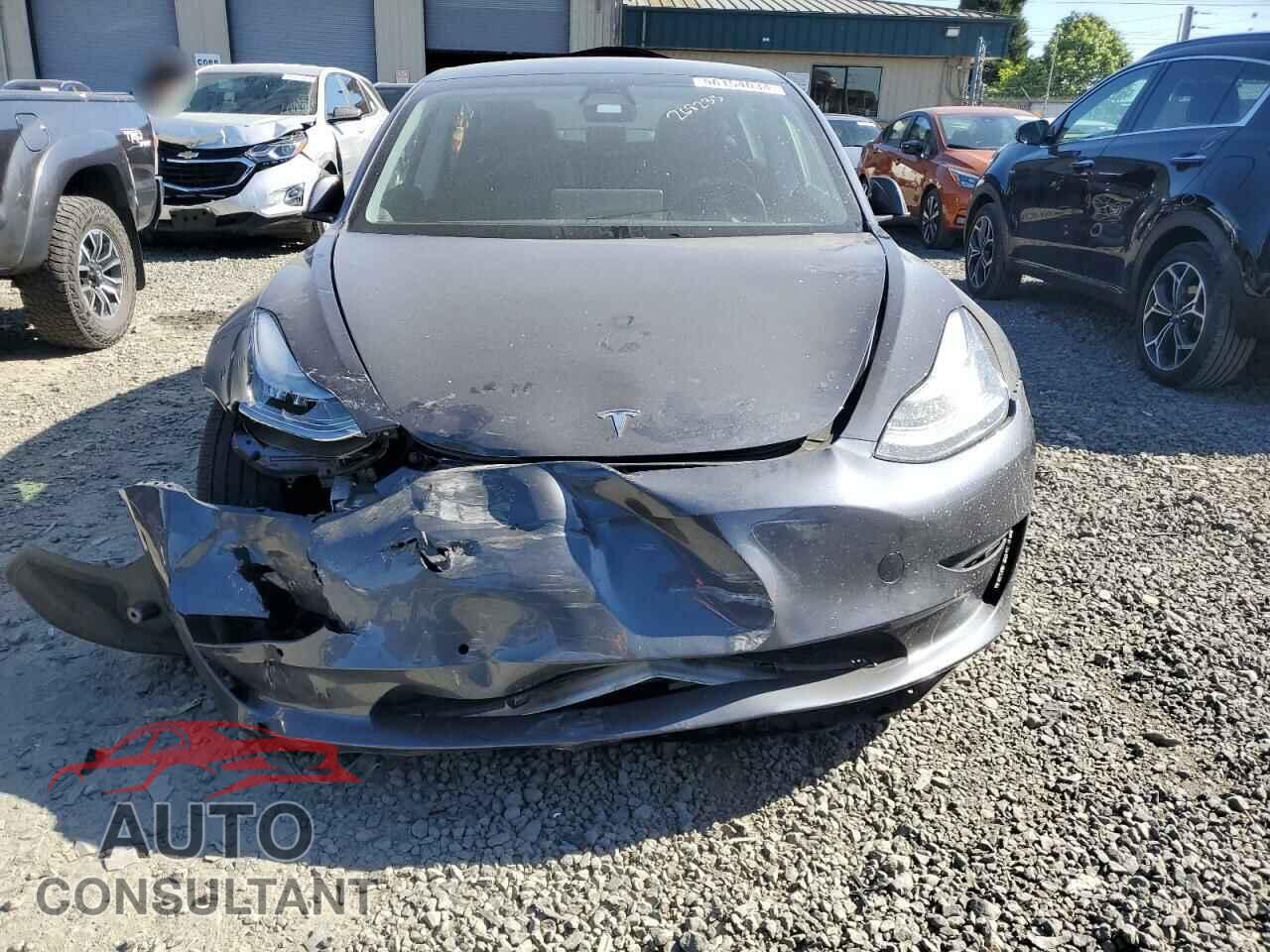 TESLA MODEL 3 2021 - 5YJ3E1EB1MF858065