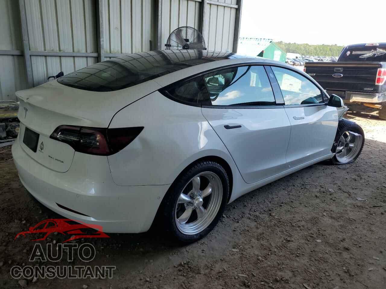 TESLA MODEL 3 2022 - 5YJ3E1EB2NF104609