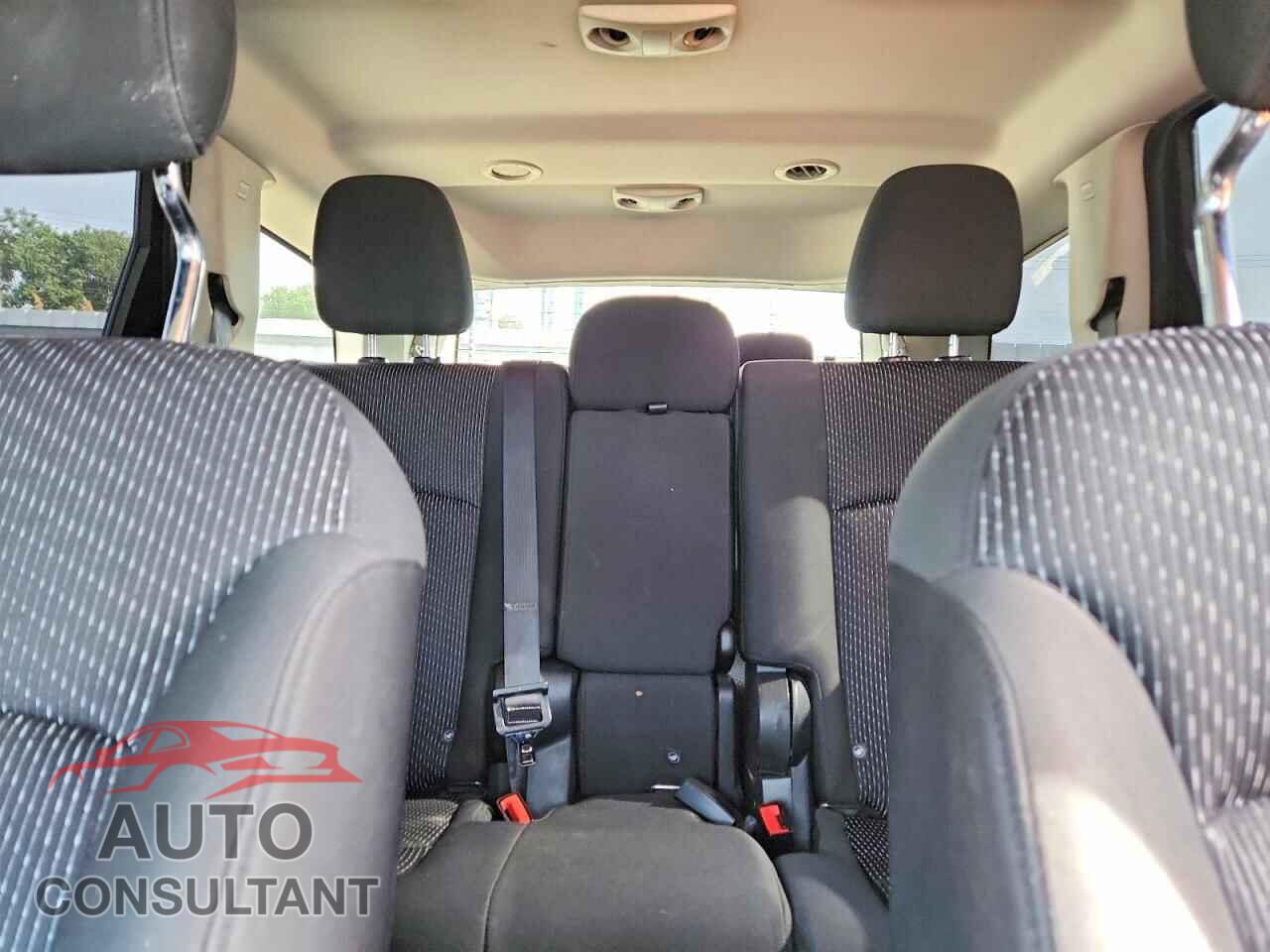 DODGE JOURNEY 2017 - 3C4PDCGG4HT516870