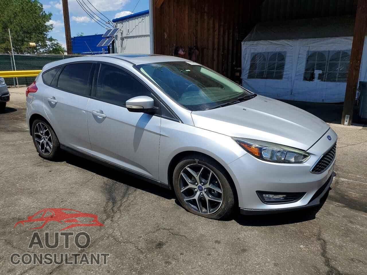 FORD FOCUS 2017 - 1FADP3M25HL219479