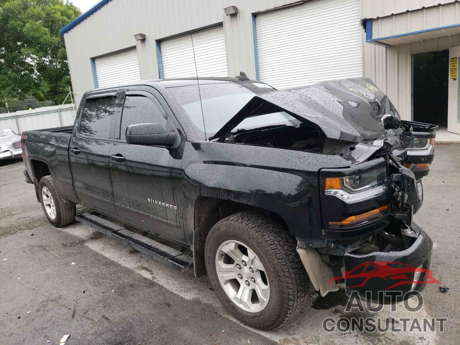 CHEVROLET SILVERADO 2018 - 3GCUKREC4JG517477
