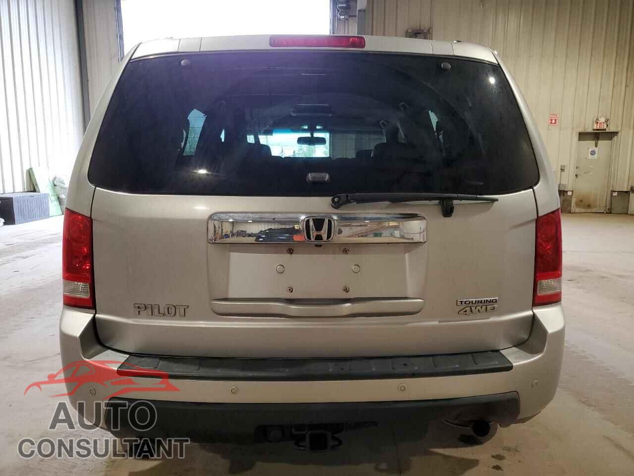 HONDA PILOT 2011 - 5FNYF4H93BB501187
