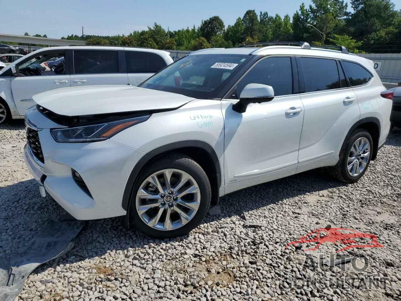 TOYOTA HIGHLANDER 2023 - 5TDXBRCH0PS575432