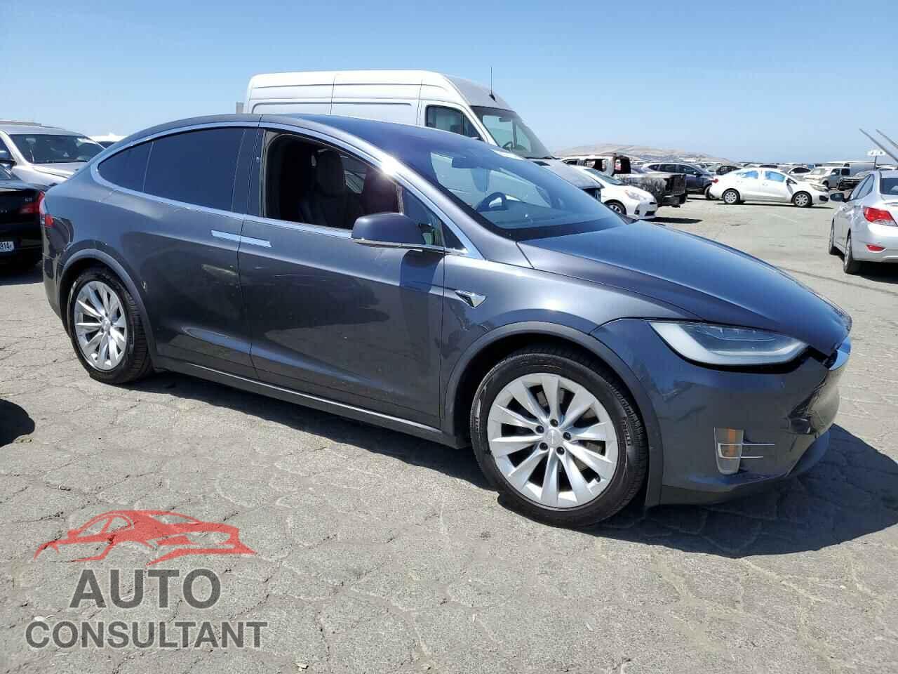 TESLA MODEL X 2017 - 5YJXCBE29HF061260