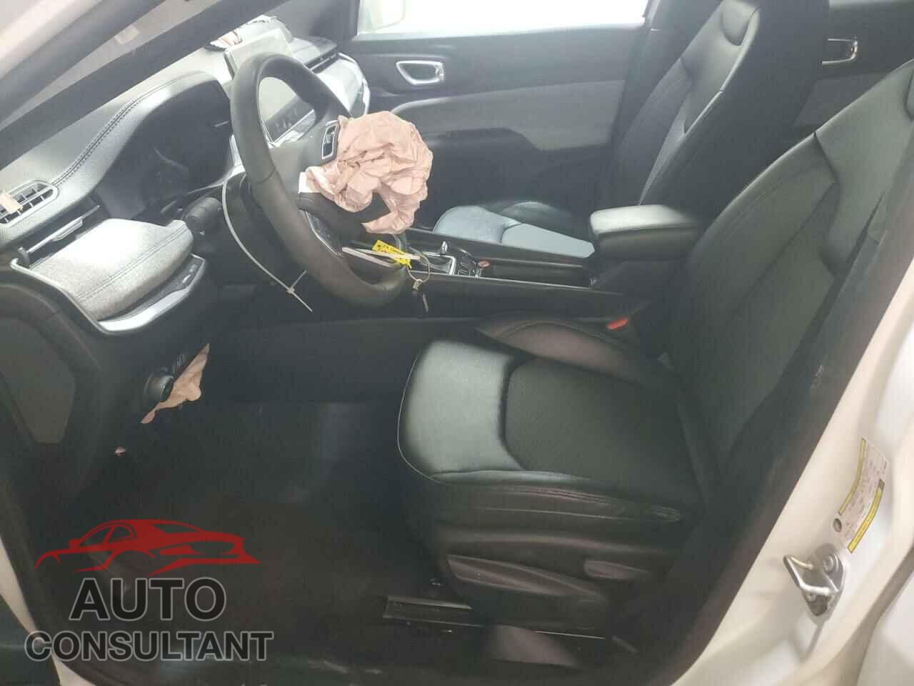 JEEP COMPASS 2024 - 3C4NJDBN8RT118526