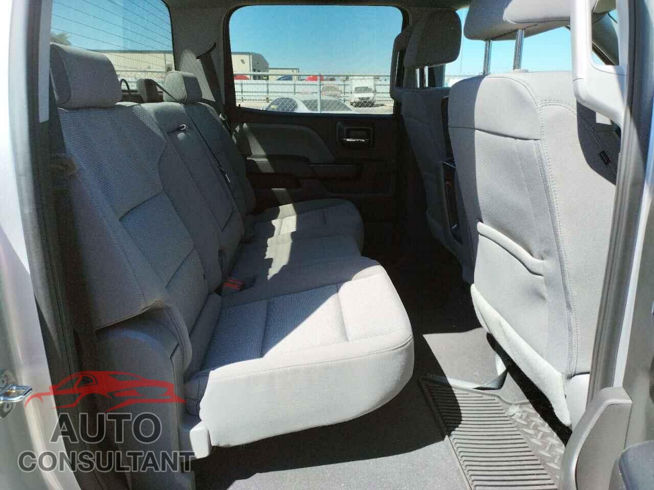 CHEVROLET SILVERADO 2018 - 3GCUKPEC3JG491927