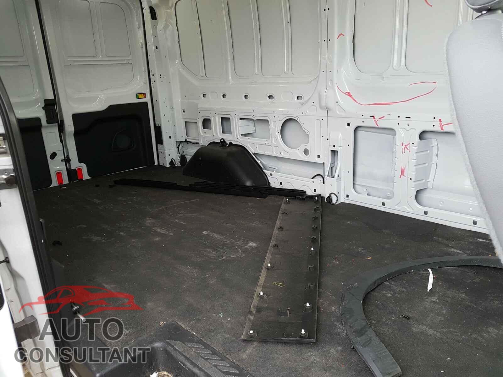 FORD TRANSIT CO 2019 - 1FTYR2CM6KKA73903