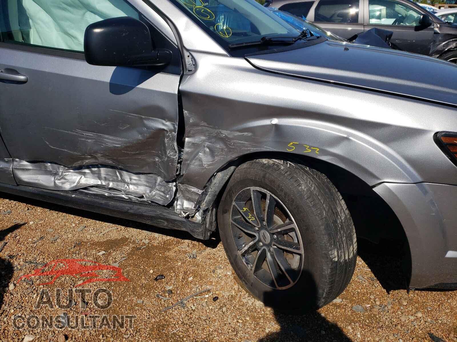 DODGE JOURNEY 2018 - 3C4PDCAB4JT295130