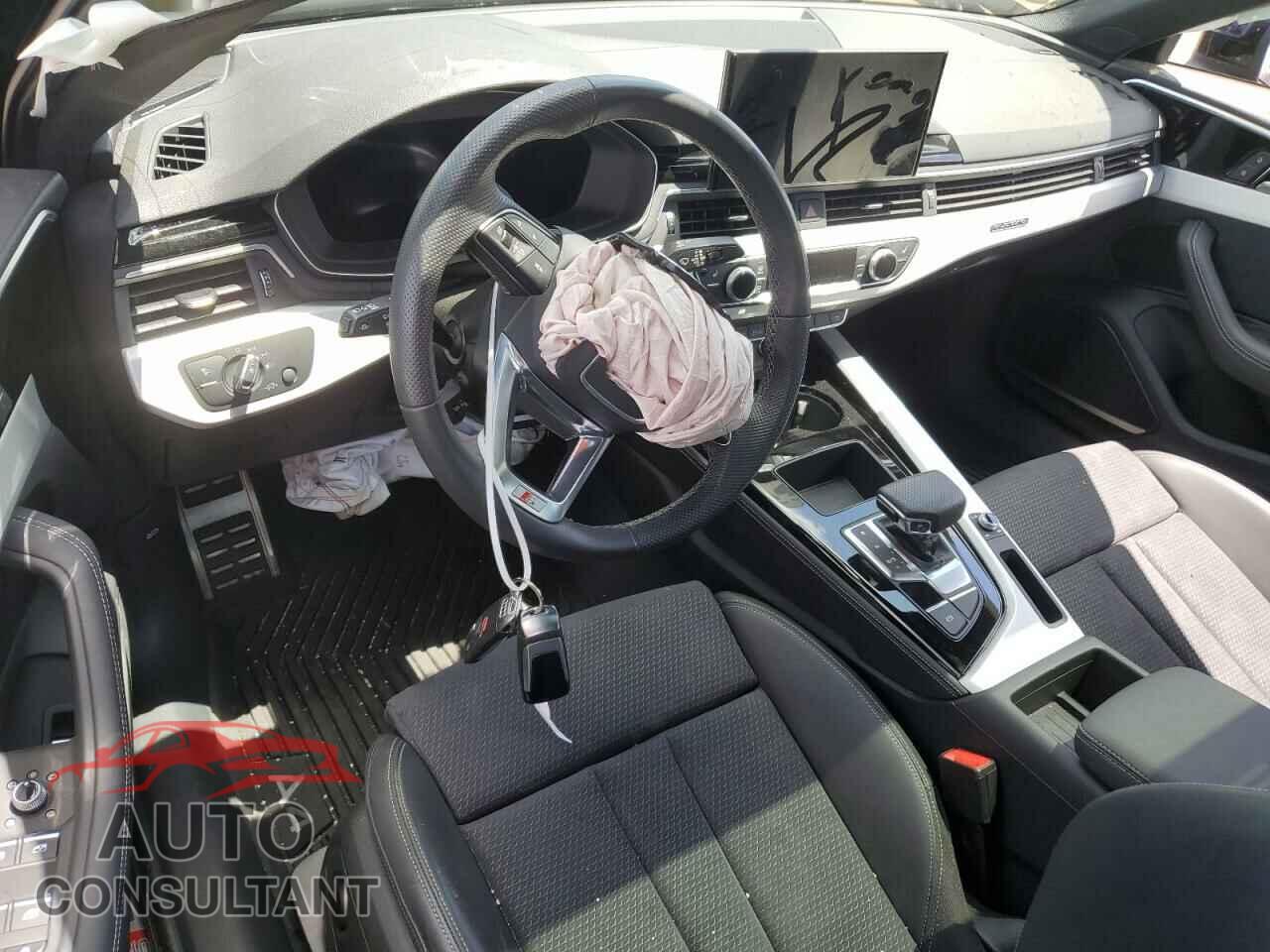 AUDI A4 2023 - WAUEAAF41PA001341