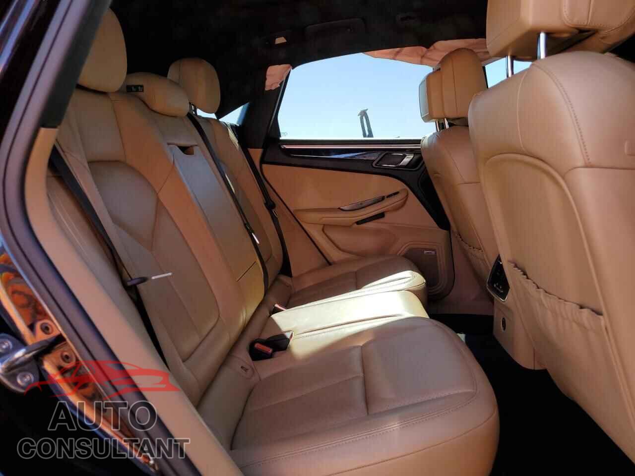 PORSCHE MACAN 2018 - WP1AB2A57JLB32885