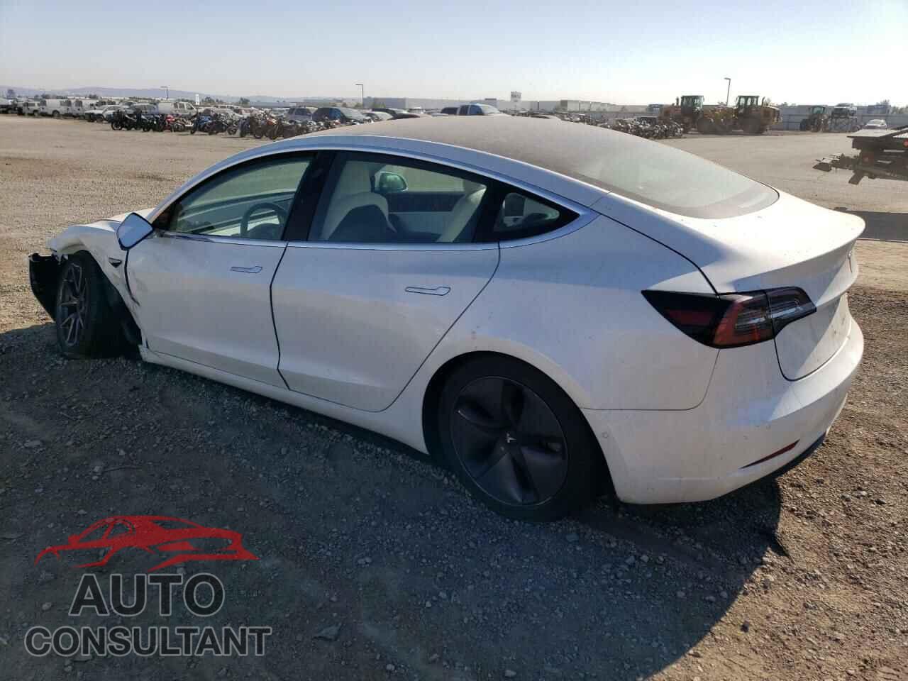 TESLA MODEL 3 2018 - 5YJ3E1EB8JF100249