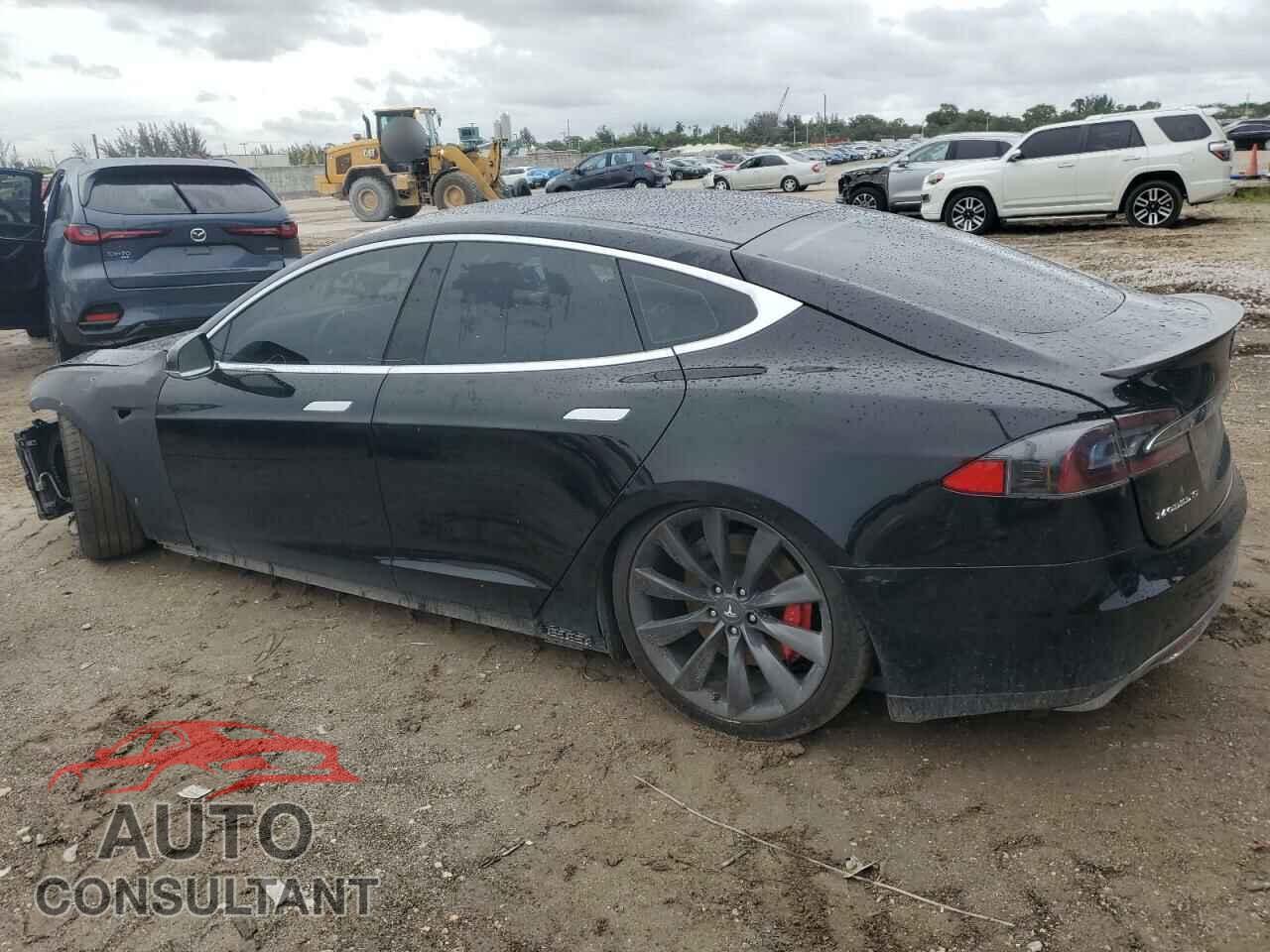 TESLA MODEL S 2014 - 5YJSA1H24EFP65660