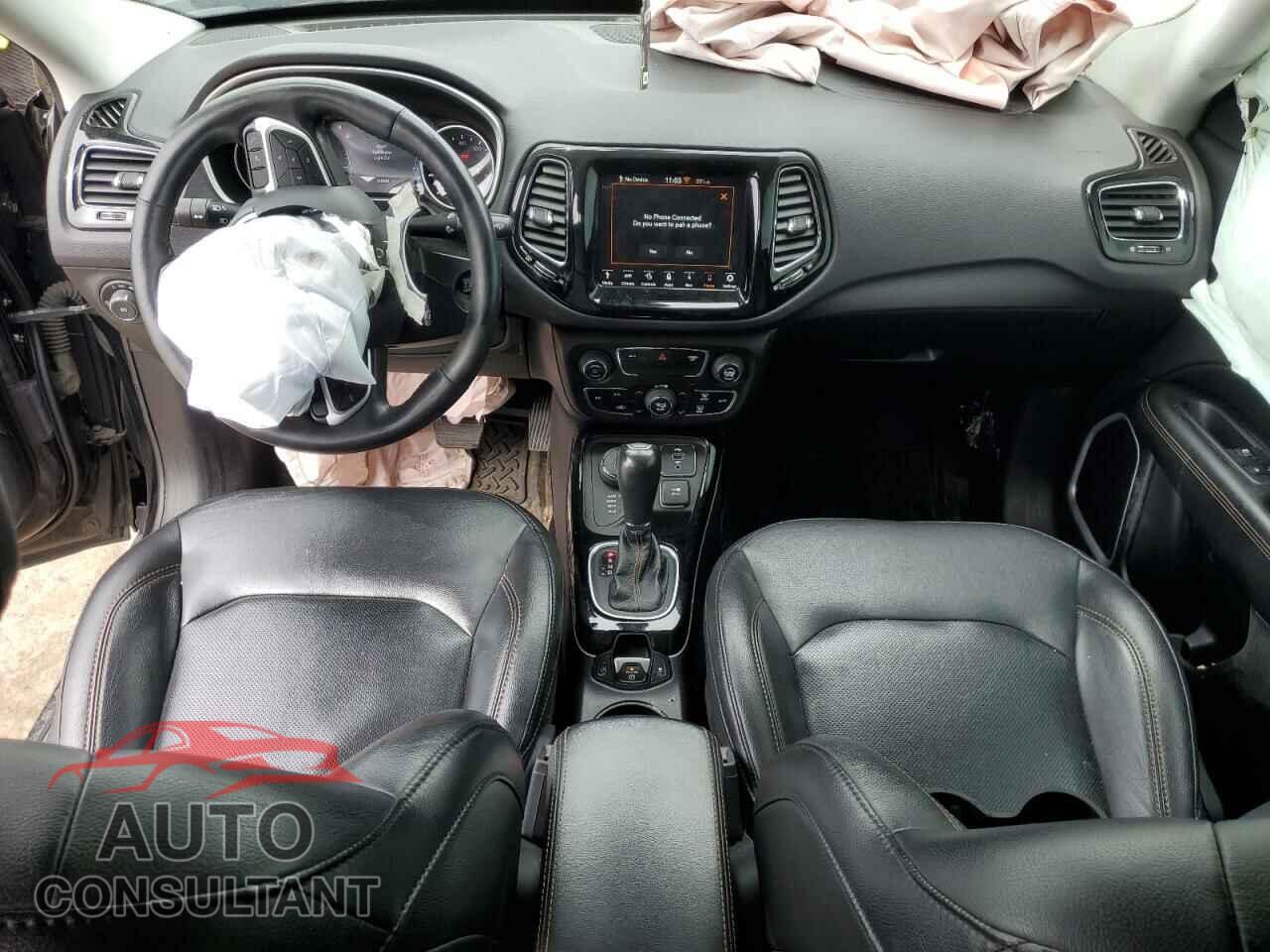 JEEP COMPASS 2018 - 3C4NJDCB1JT471036