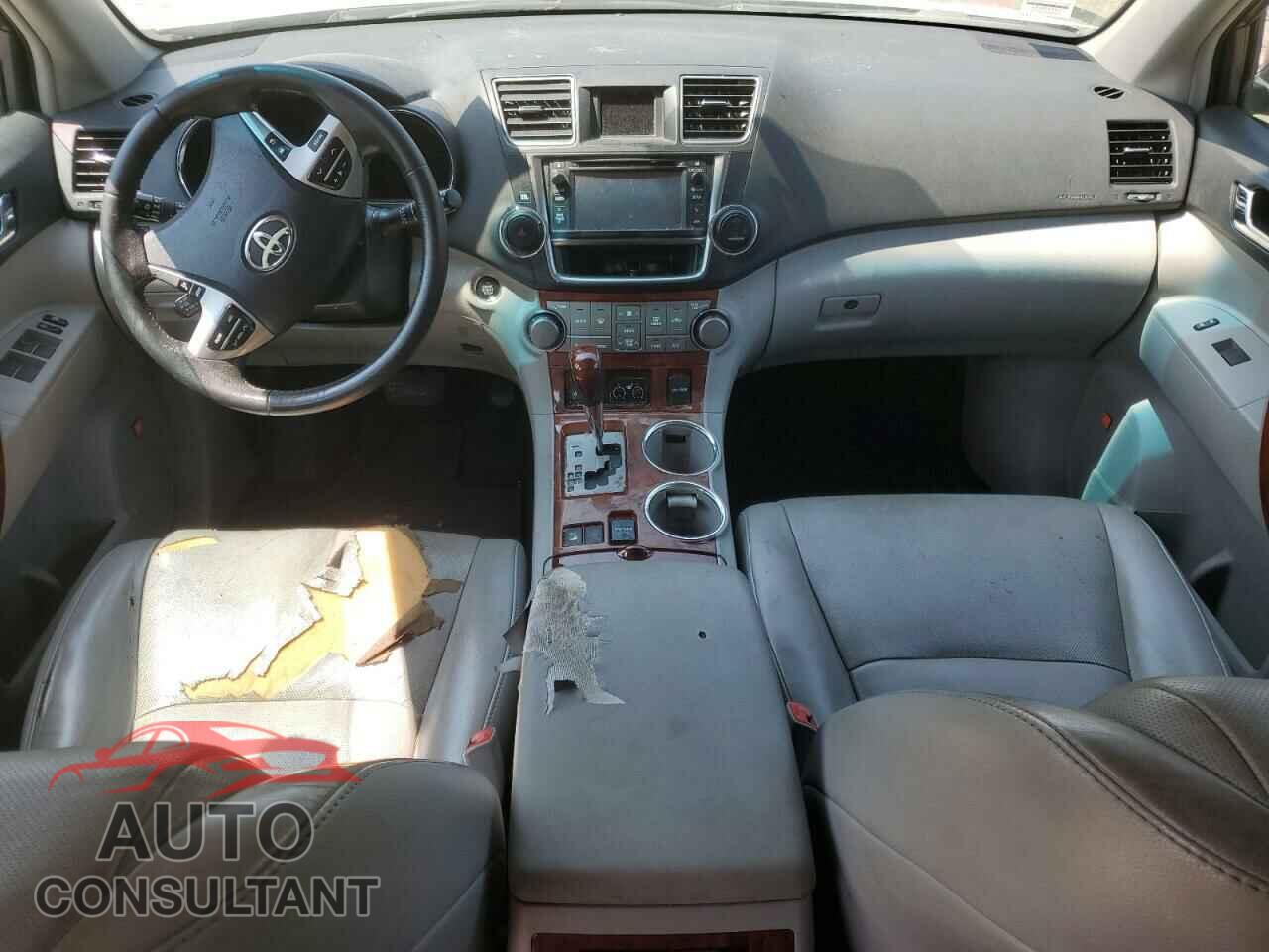 TOYOTA HIGHLANDER 2013 - 5TDDK3EH8DS188412