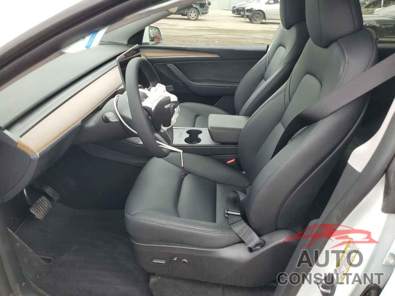 TESLA MODEL Y 2023 - LRWYGDEE5PC266209