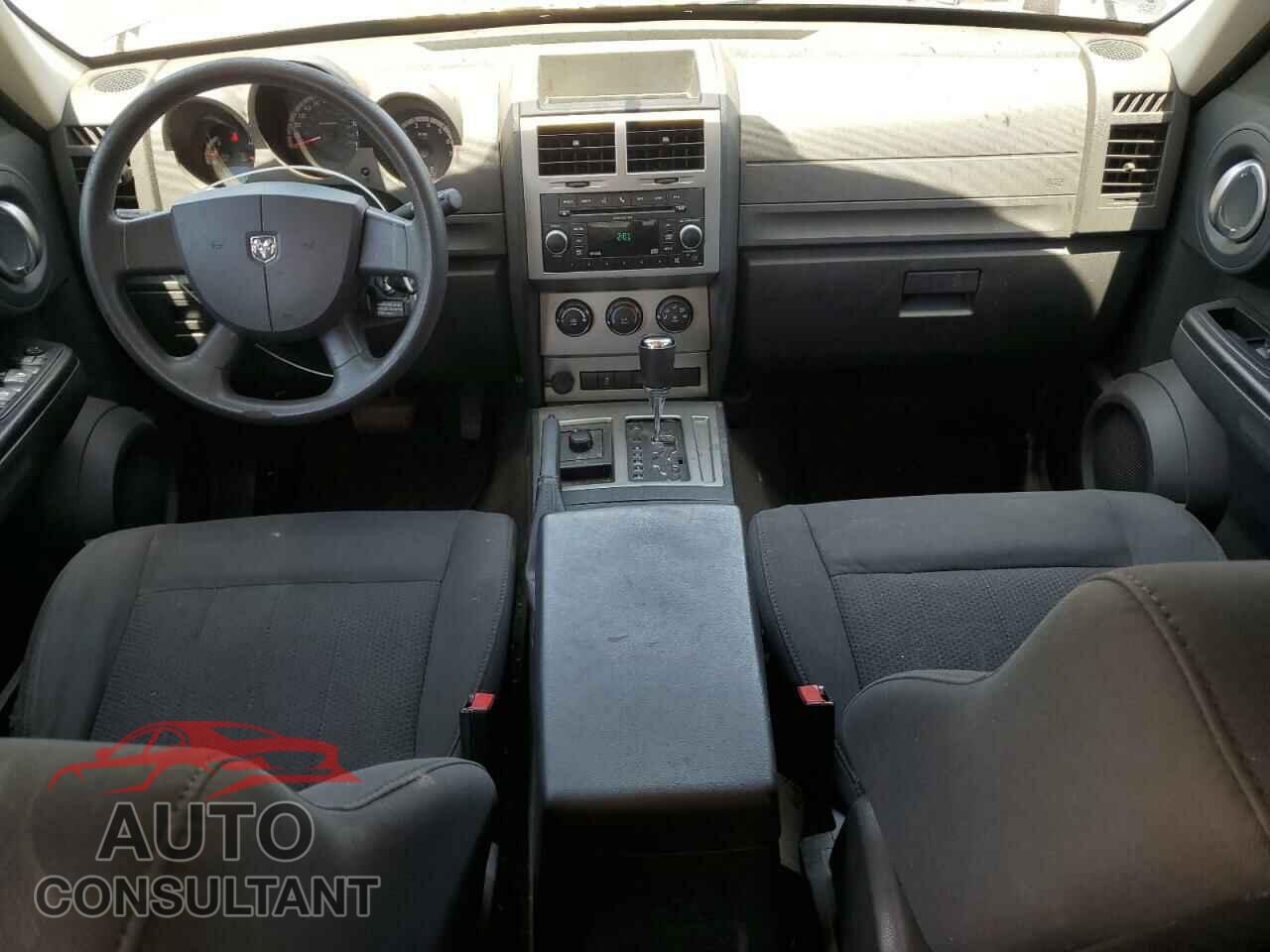 DODGE NITRO 2011 - 1D4PU4GK7BW546475