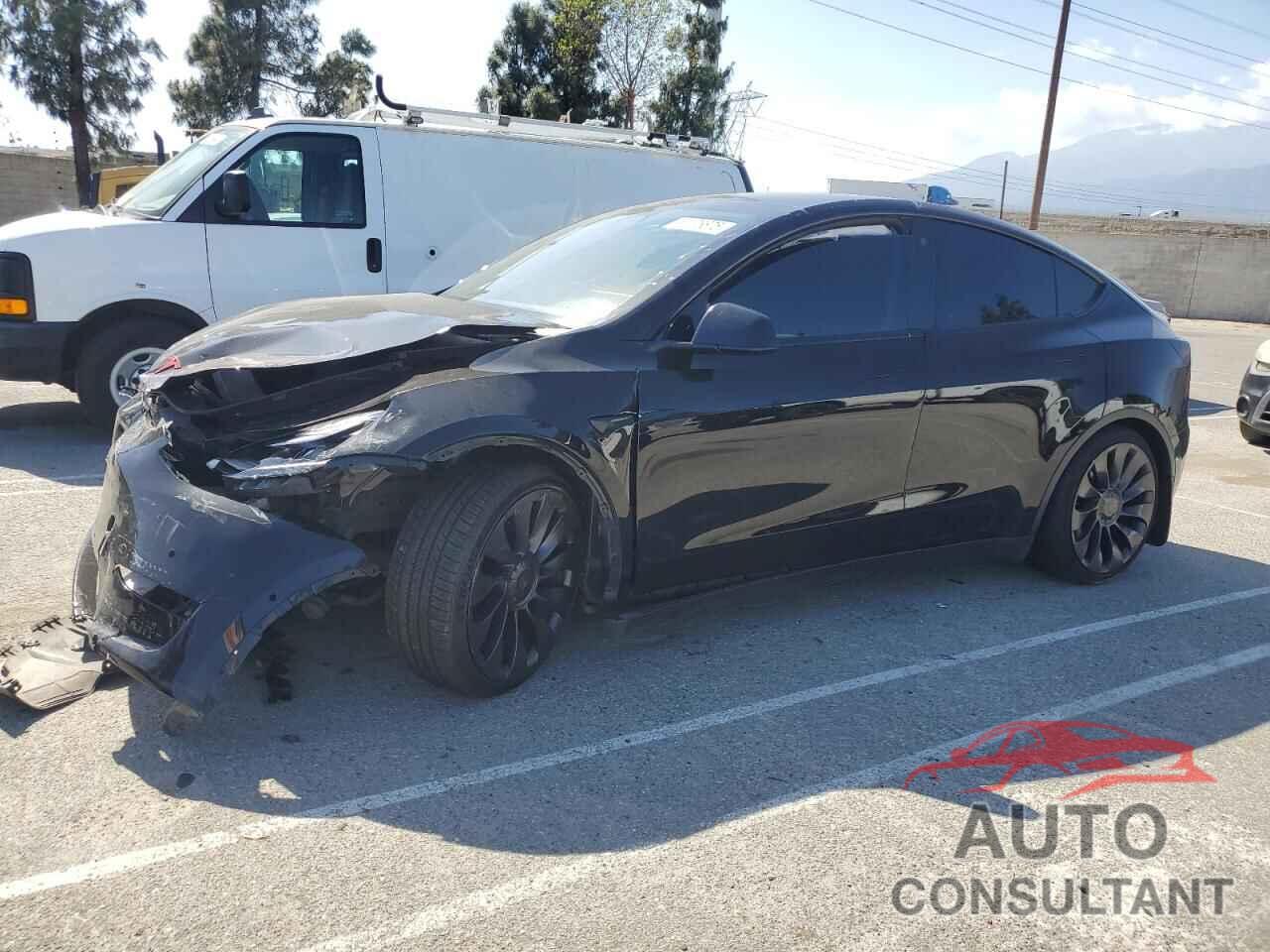 TESLA MODEL Y 2021 - 5YJYGDEF7MF244111