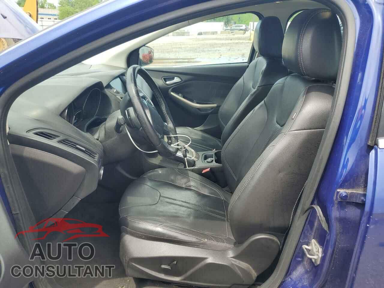 FORD FOCUS 2012 - 1FAHP3M26CL447503