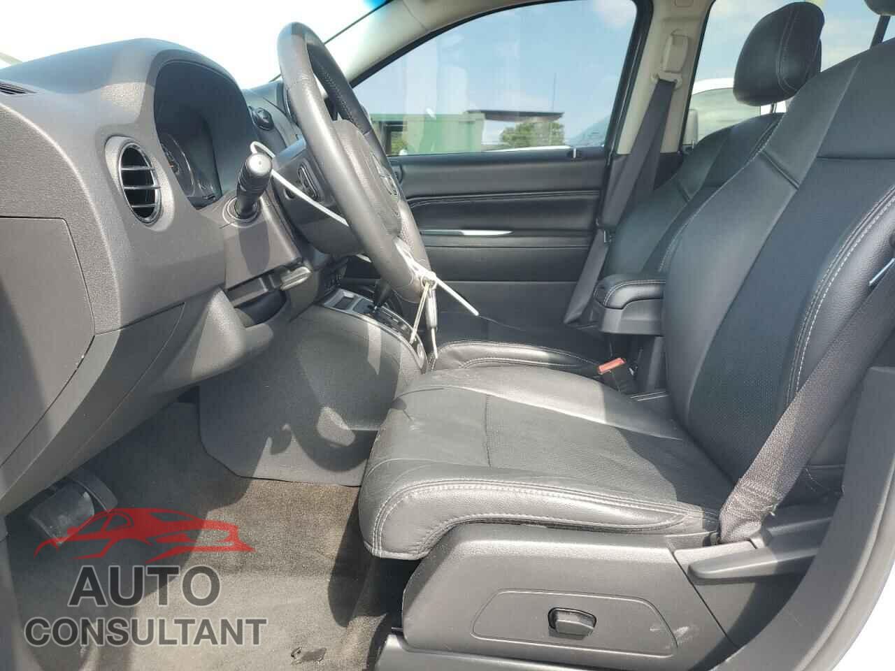 JEEP COMPASS 2015 - 1C4NJCEA2FD335428