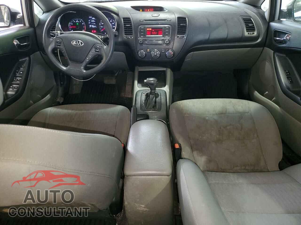 KIA FORTE 2015 - KNAFK4A65F5292414