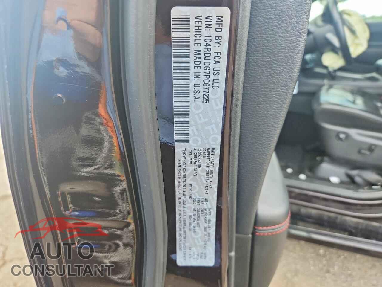 DODGE DURANGO 2023 - 1C4RDJDG7PC677225