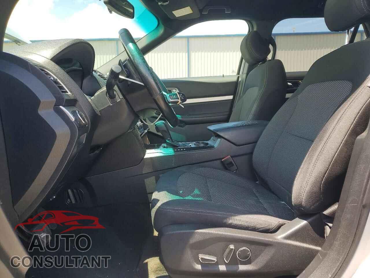 FORD EXPLORER 2016 - 1FM5K7D82GGD10382