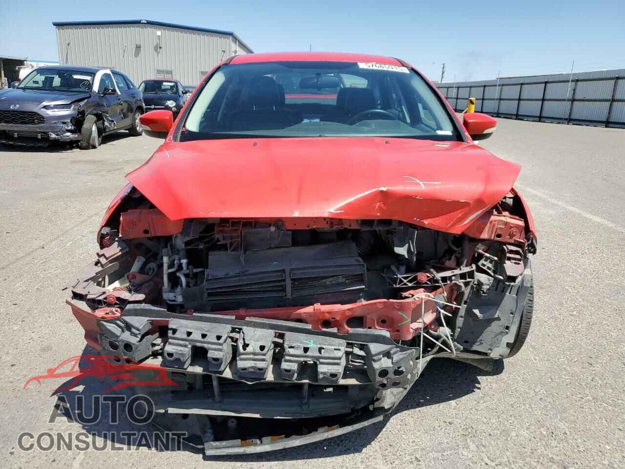 FORD FOCUS 2015 - 1FADP3F27FL319884