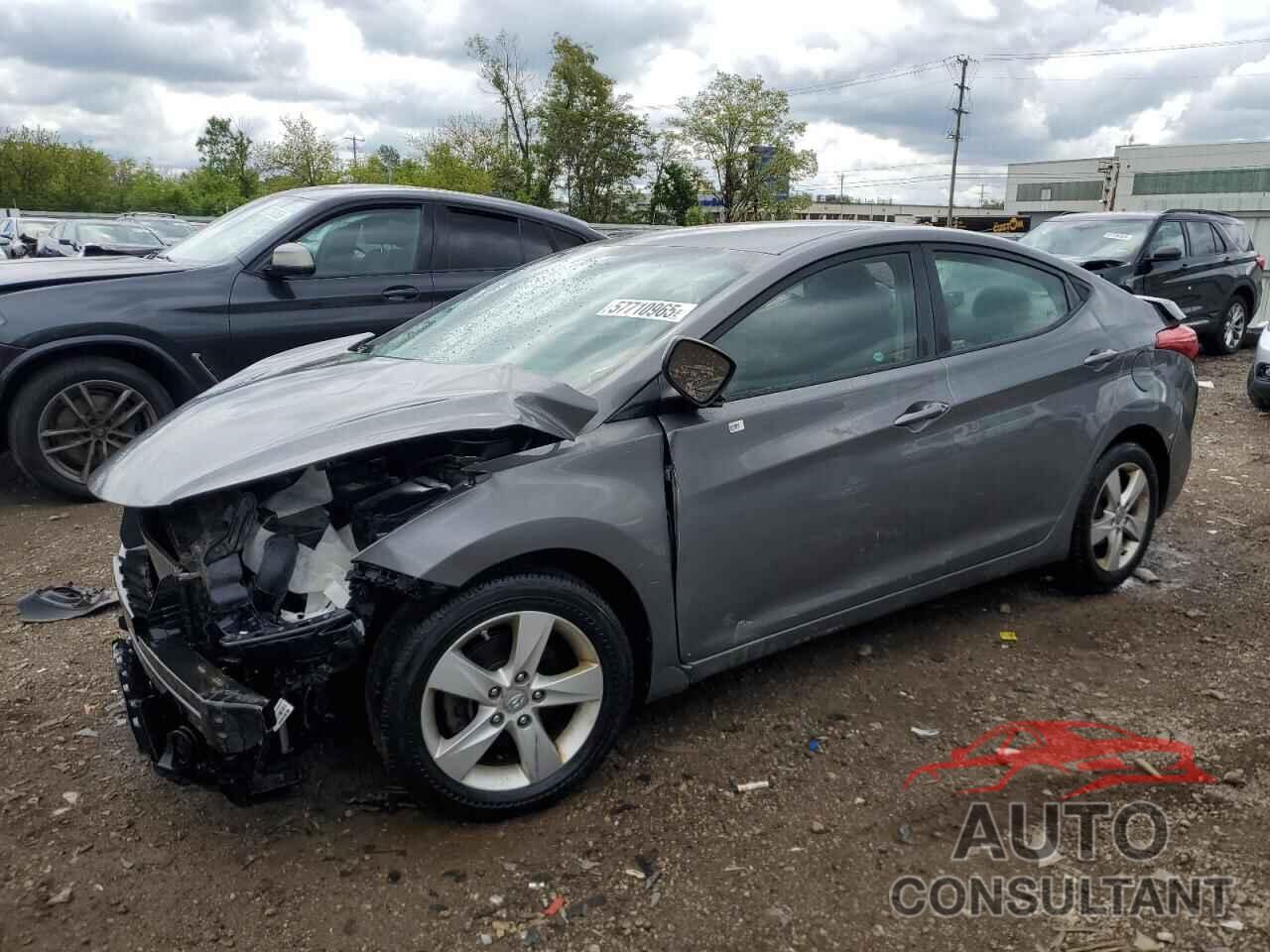 HYUNDAI ELANTRA 2013 - 5NPDH4AE9DH358573