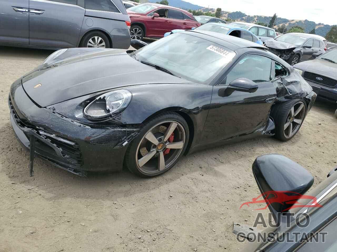 PORSCHE 911 2024 - WP0AB2A92RS218949