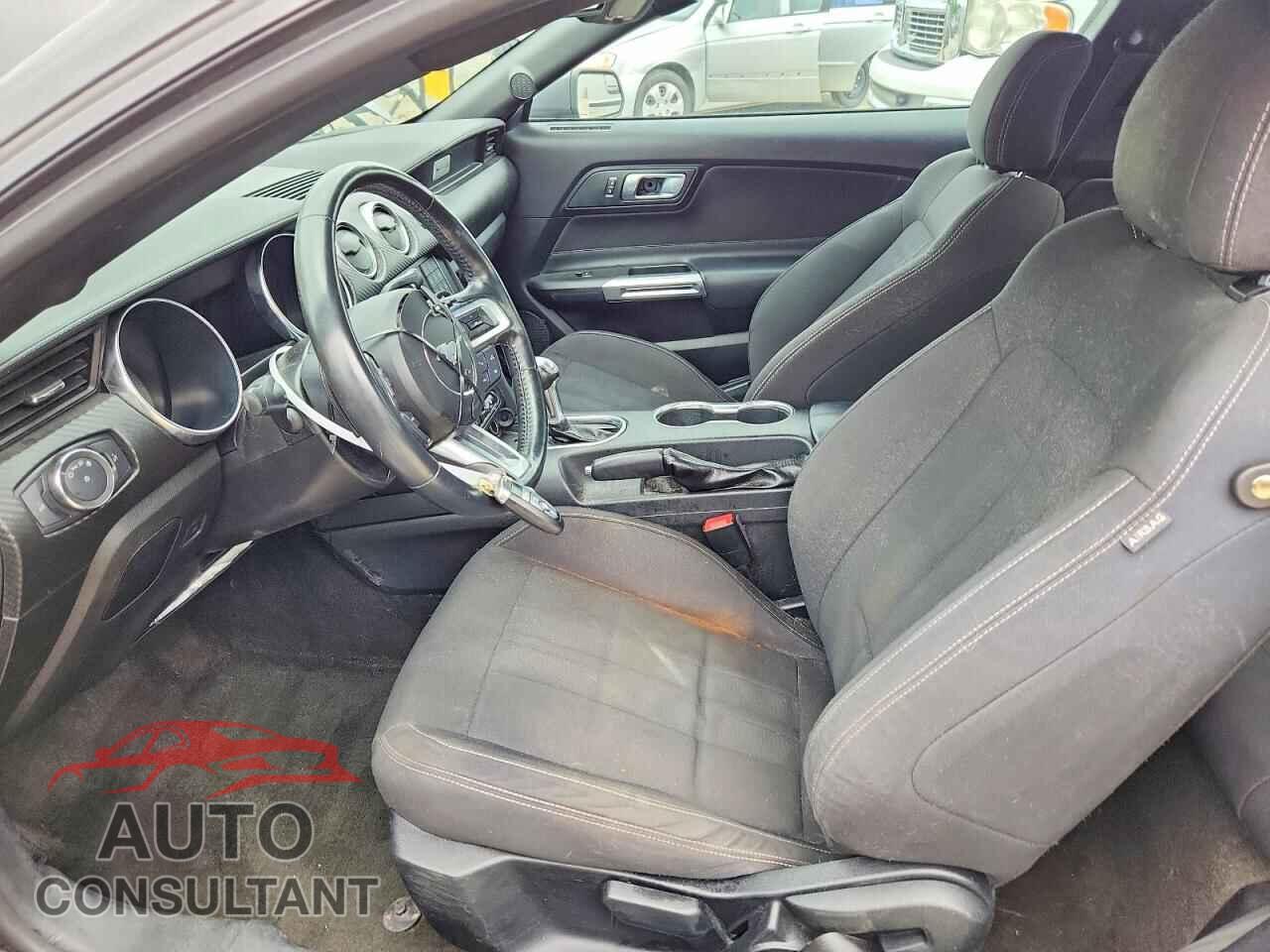 FORD MUSTANG 2018 - 1FA6P8TH4J5162696