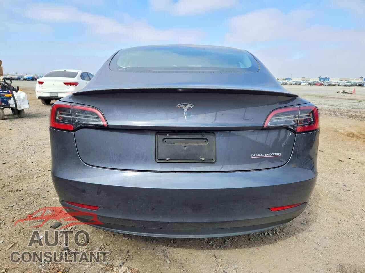 TESLA MODEL 3 2023 - 5YJ3E1EC2PF628144
