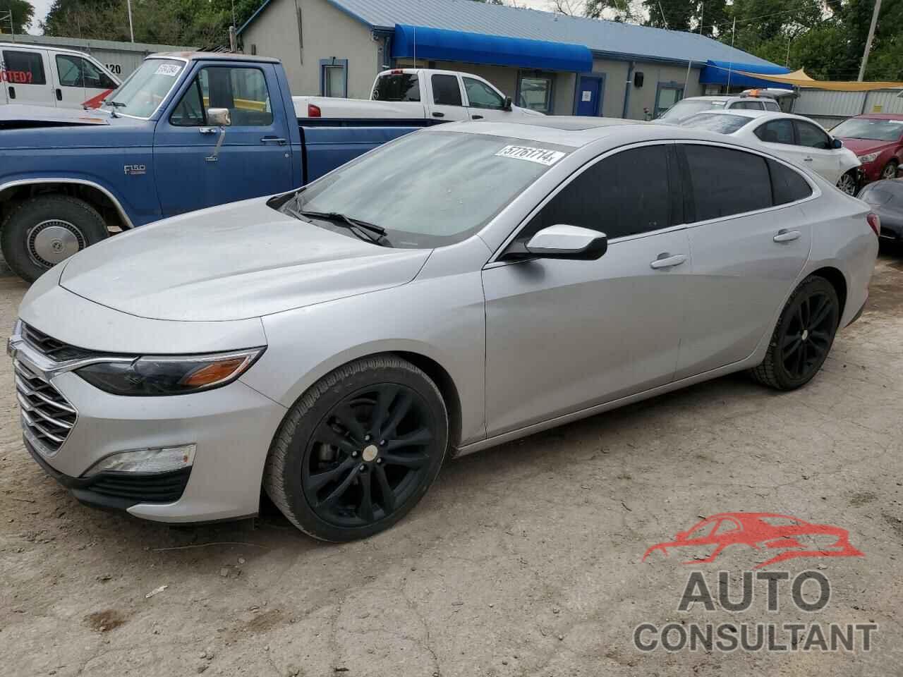 CHEVROLET MALIBU 2021 - 1G1ZD5ST8MF065710