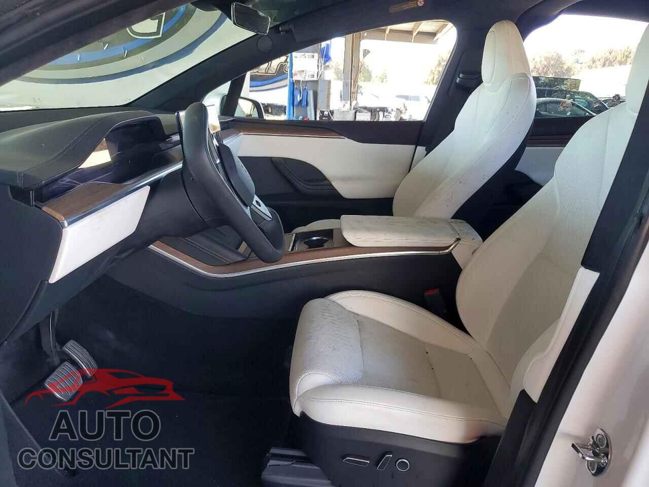TESLA MODEL X 2023 - 7SAXCAE58PF380199