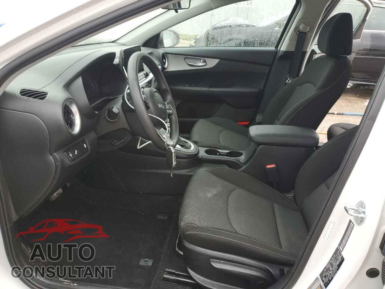 KIA FORTE 2023 - 3KPF24AD7PE612775