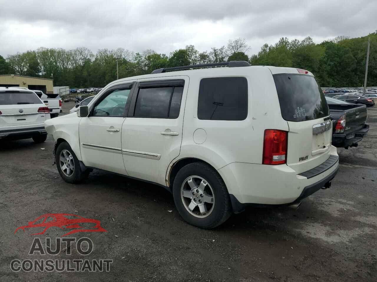 HONDA PILOT 2011 - 5FNYF4H92BB046168
