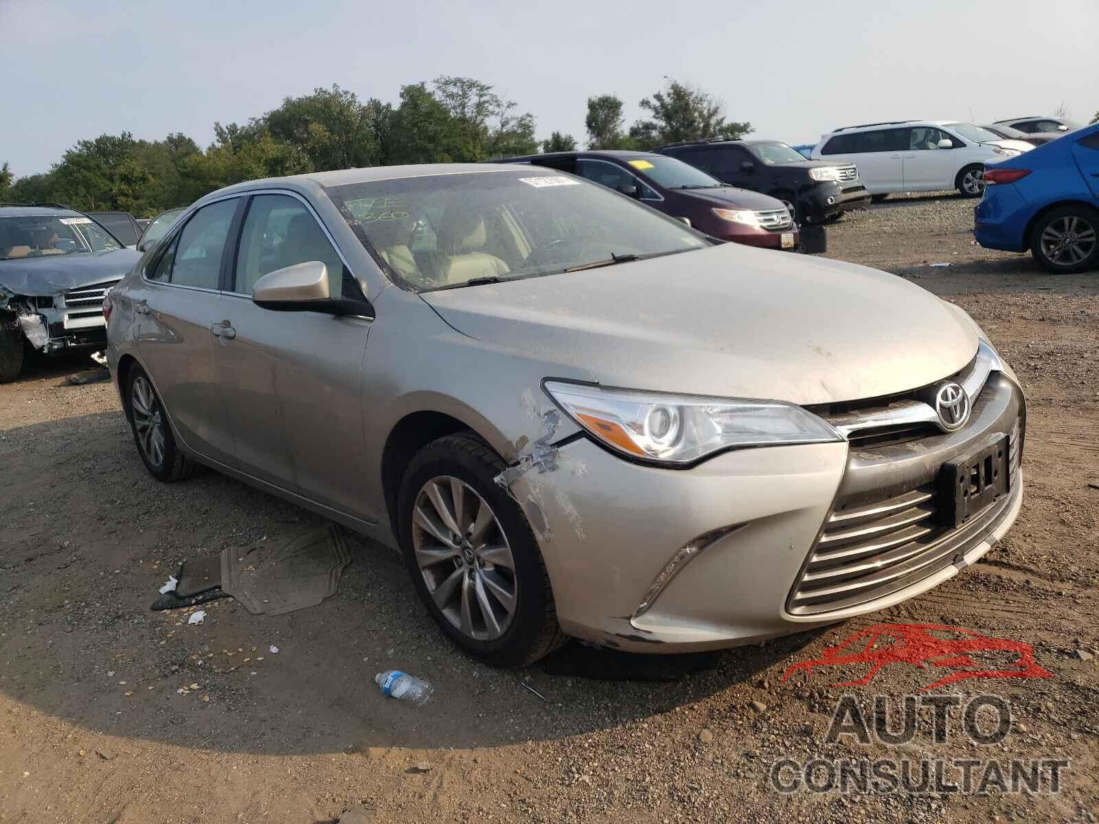 TOYOTA CAMRY 2016 - 4T4BF1FK3GR526567